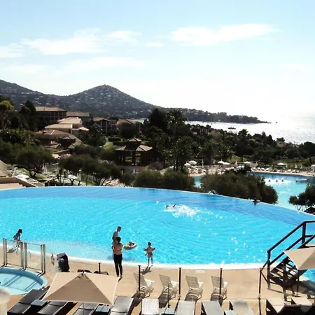 Résidence Le Hameau De Cap Esterel - Maeva - 5 Personnes - Confort Mae-2361 Saint-Raphaël