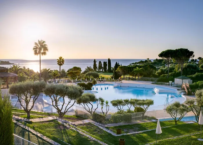 Résidence Le Hameau De Cap Esterel - Maeva - 5 Personnes - Confort Mae-2361 * Saint-Raphaël