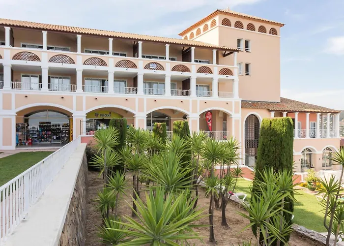 Résidence Le Hameau De Cap Esterel - Maeva - 5 Personnes - Confort Mae-2361